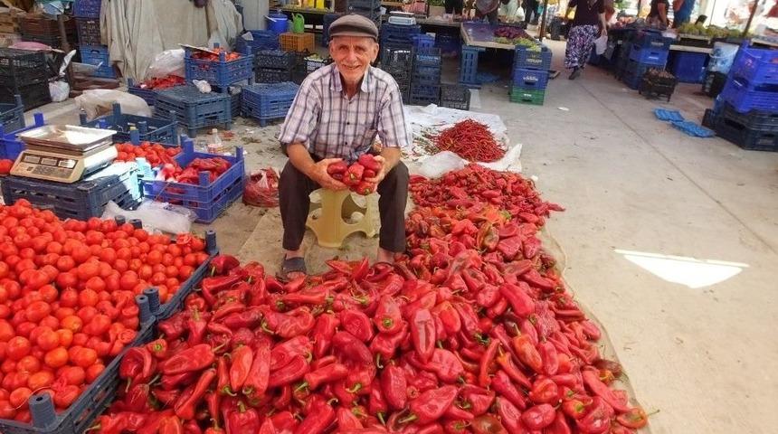 Burhaniye&rsquo;de Sal&ccedil;alık Biber Kazandırdı