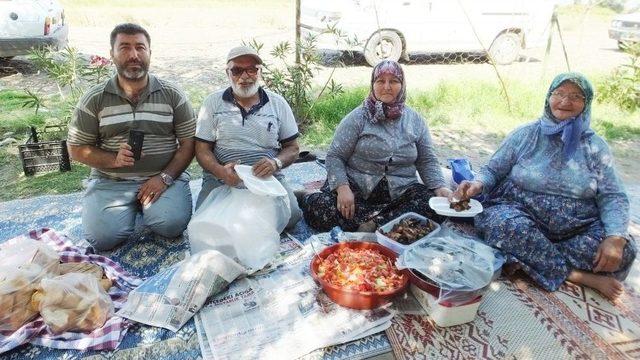 Burhaniye’de Kursiyer Çocuklar Piknikte Buluştu