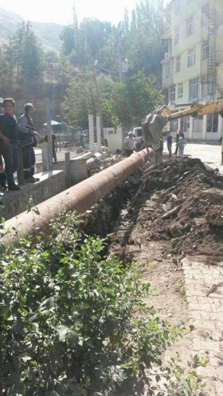 Van’ın Bahçesaray’da Alt Yapı Çalışmaları Devam Ediyor G1