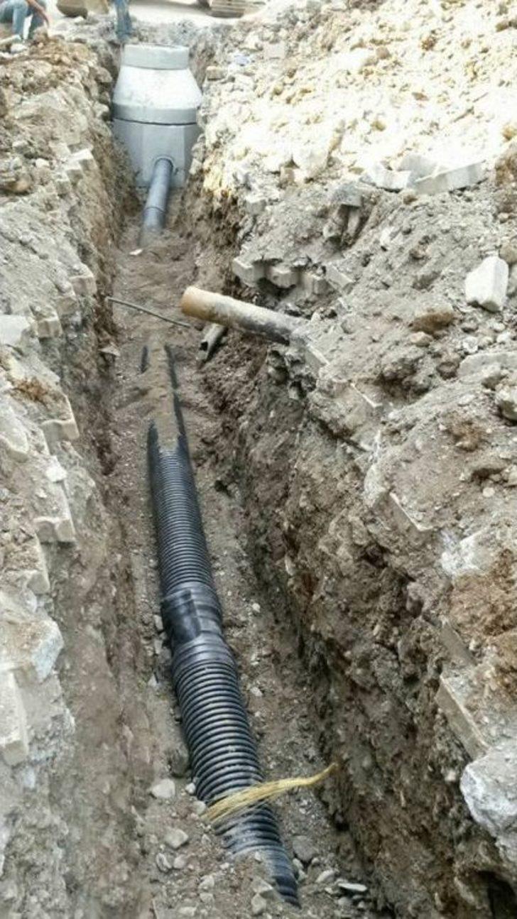 Van’ın Bahçesaray’da Alt Yapı Çalışmaları Devam Ediyor G2