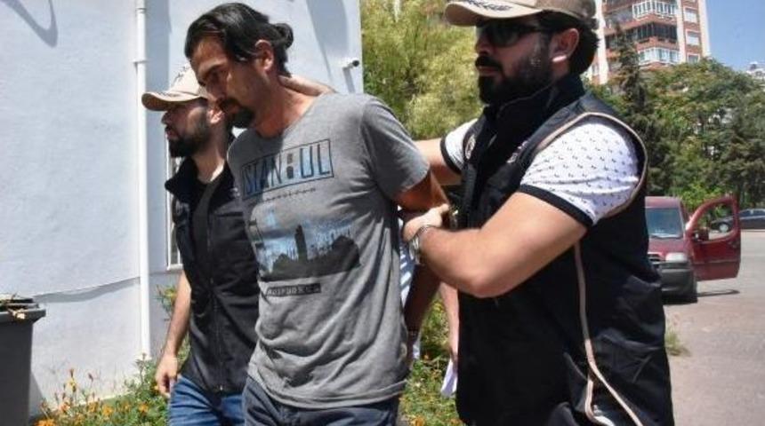 Fet&ouml;'den Aranan Eski Yarbay Karacan, Antalya'da Yakalandı (1)