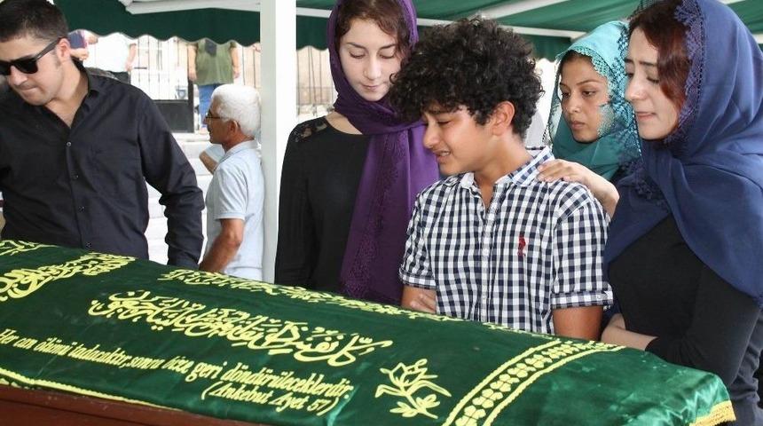 Gazetece Ahmet M&uuml;layim Son Yolculuğuna Uğurlandı