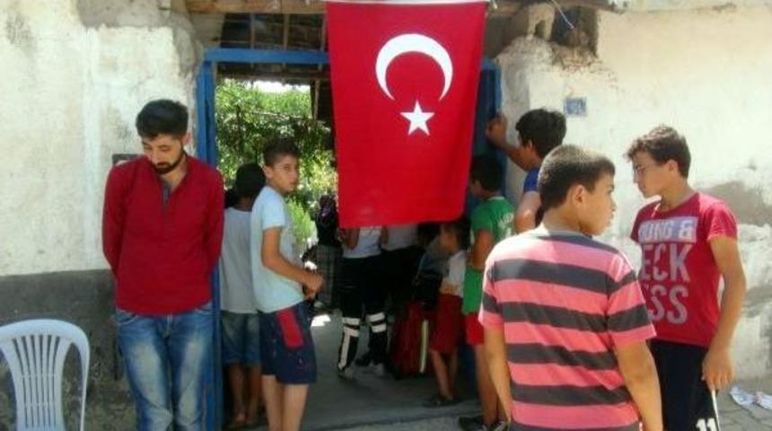 Hatay'a Şehit Ateşi D&uuml;şt&uuml; (2)