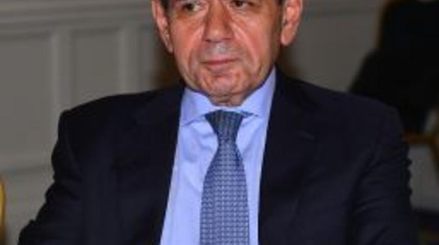 Dursun &Ouml;zbek: &ldquo;yeni Bir Takım Kurmak İ&ccedil;in 14 Milyon Euro Harcadık&rdquo;