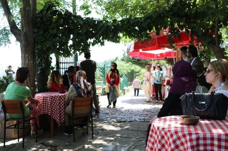 Eyüp Belediyesi’nden Rehberlik Hizmeti G4