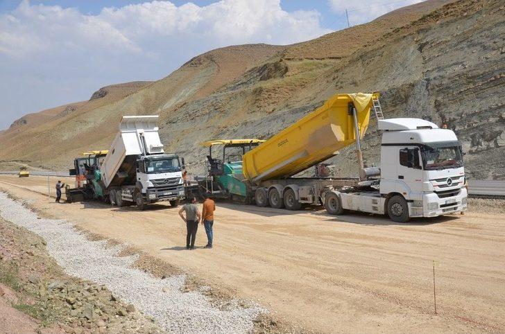Yüksekova-esendere Yolu Yenileniyor G4