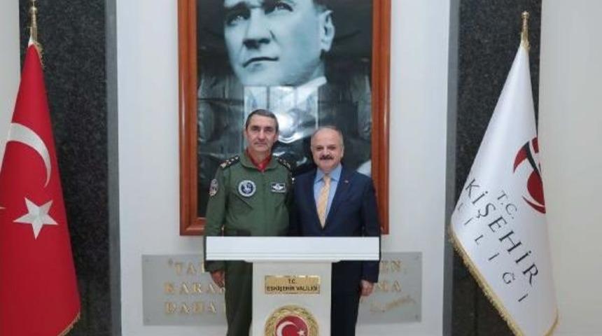 Orgeneral K&uuml;&ccedil;&uuml;kaky&uuml;z'den, Vali &Ccedil;akacak'a Veda Ziyareti