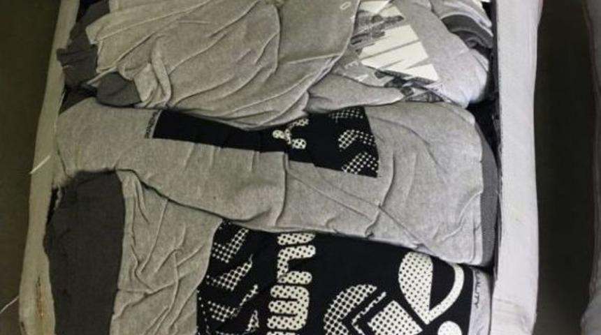 İstanbul&rsquo;da Kargo Firmasına Ka&ccedil;ak Sigara Baskını