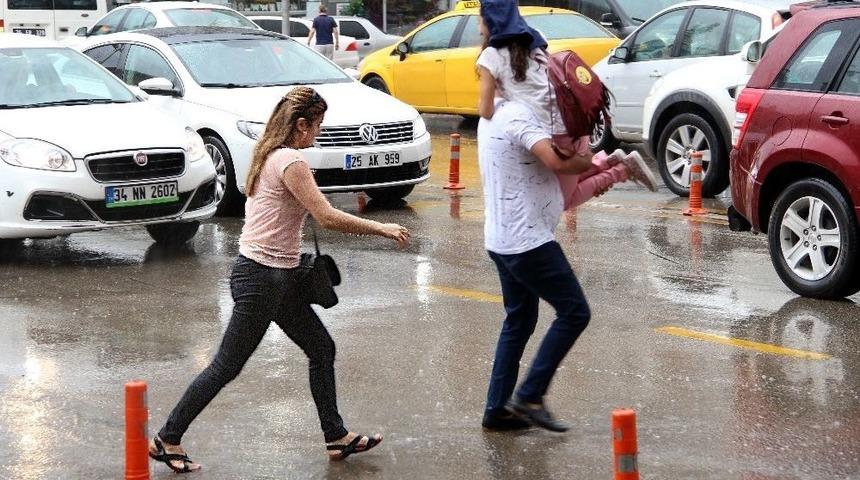 Erzurum Yağmurla Serinledi