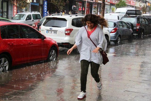 Erzurum Yağmurla Serinledi 1