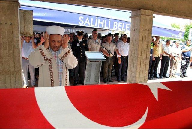 Hayatını Kaybeden Polis Memuru Son Yolculuğuna Uğurlandı