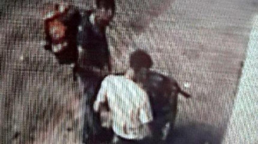 Hırsızlık Zanlıları Lapseki'de Yakalandı