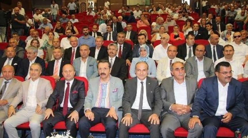 Tobb Başkanı Hisarcıklıoğlu, Işadamlarına &Ouml;d&uuml;l Verdi