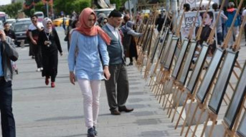 Uşaklılar 10 G&uuml;nl&uuml;k Bayram Tatili İ&ccedil;in İkiye Ayrıldı