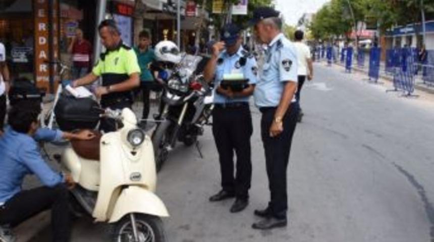 İstanbul Caddesinde Denetimler Sıklaştırıldı