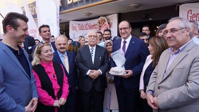 Tadem Genç Ve Kadın El Sanatçıları Sergisi Açıldı