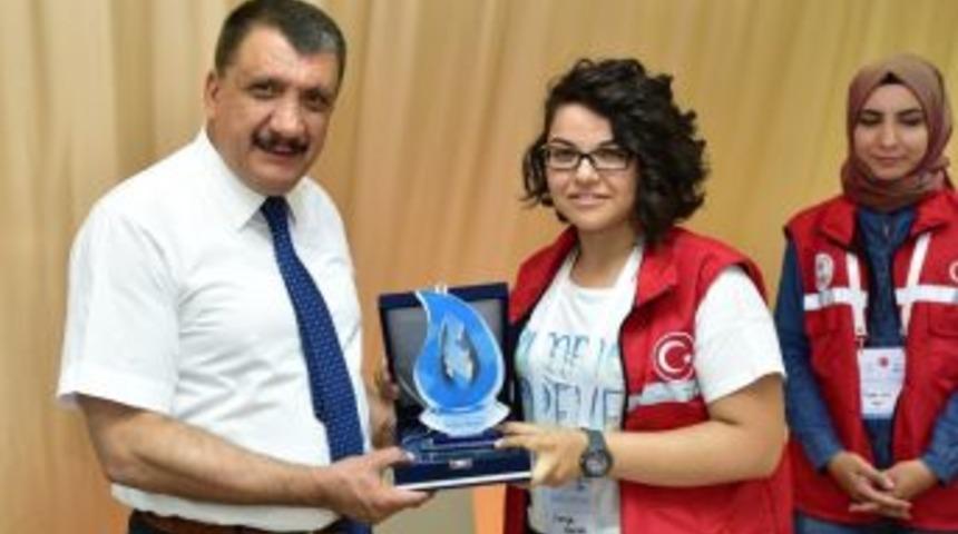 Battalgazi Belediye Başkanı G&uuml;rkan Gen&ccedil;lerle Bir Araya Geldi