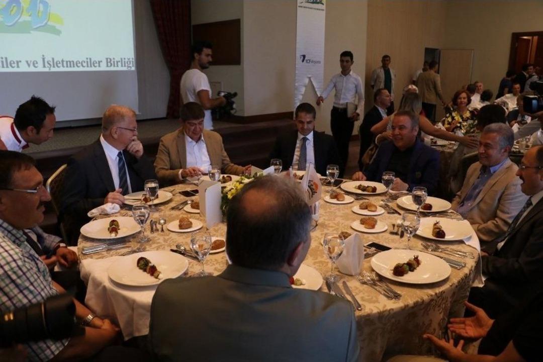 D&uuml;nyada En &Ccedil;ok Ziyaret&ccedil;i Gelen Şehirler Arasında Antalya 12&rsquo;nci Sırada