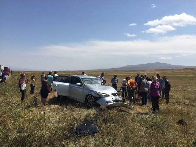 Kars-Ani Yolunda Kaza: 1 Ölü, 5 Yaralı