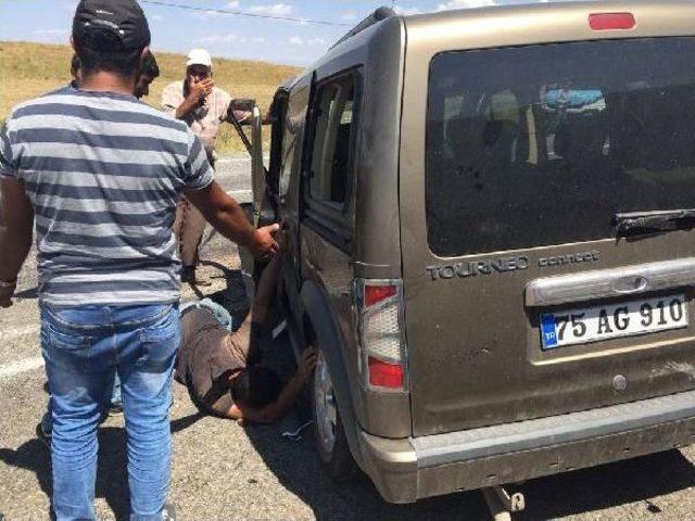 Kars-Ani Yolunda Kaza: 1 Ölü, 5 Yaralı