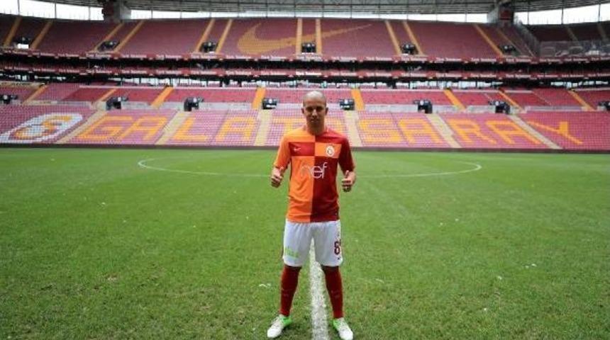 Galatasaray'dan Feghouli A&ccedil;ıklaması