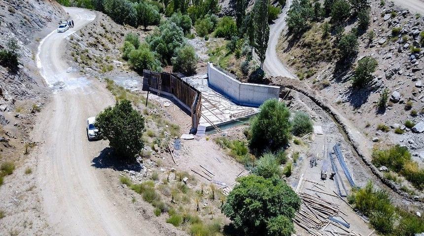 G&ouml;vdeli Ve Beğre Mahallerinin Yolları Da Asfaltlandı