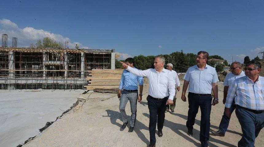 Başkan Zolan: "&ccedil;ivril Ege&rsquo;nin Parmakla G&ouml;sterilen İl&ccedil;esi Olacak"