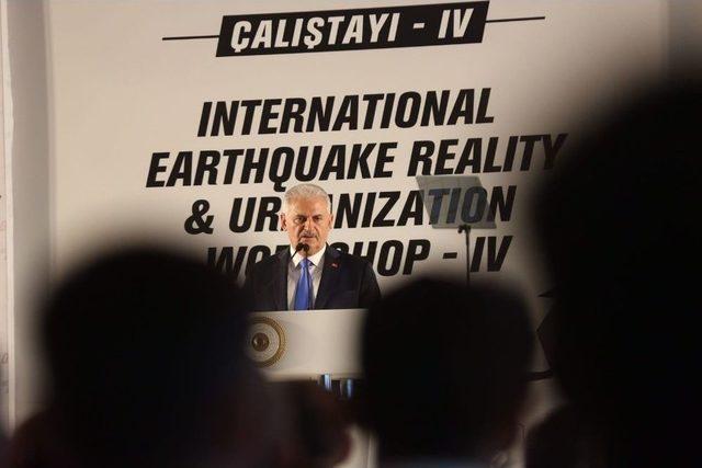 Başbakan Yıldırım, Deprem Çalıştayı’na Katıldı