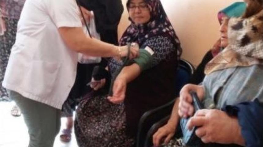 K&ouml;ylerde, Temel Sağlık Hizmeti Mobil Olarak Veriliyor