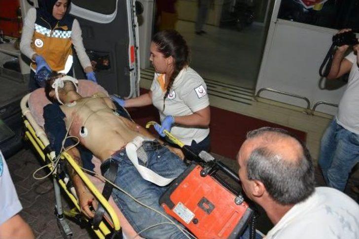 Adana'da Sokak Ortasında Vurulan 2 Kişi Öldü