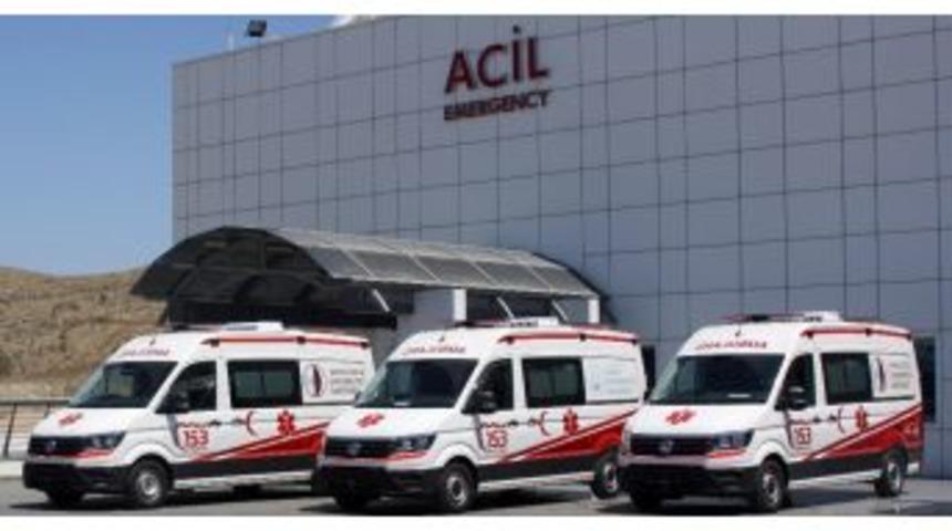 153 Acil &Ccedil;ağrı Merkezi Kıbrıs&rsquo;ta Tam Donanımlı On İki Ambulansıyla Hizmet Veriyor