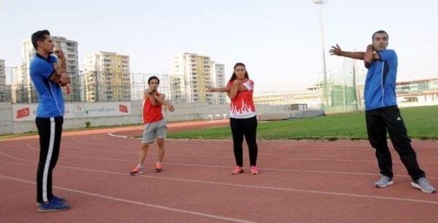 Görme Engelli Atlet Çift, Olimpiyatlara Hazırlanıyor