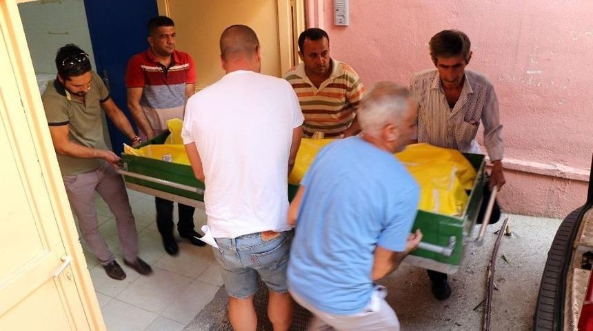 Jet-skiyle Deneme S&uuml;r&uuml;ş&uuml; Yaparken &Ouml;len Gencin Cenazesi Yakınlarına Teslim Edildi