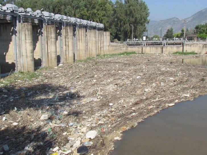 Uzmanlar, Büyük Menderes Nehri’ndeki Tehlikeye Dikkat Çektiler G1