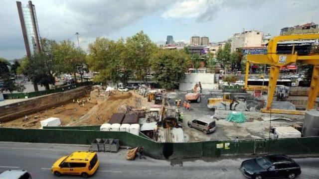 Beşiktaş'ta Metro Istasyon Inşaatında Tarihi Kalıntılar Bulundu