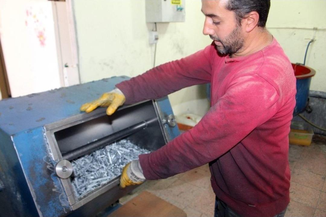 Tek Makineyle Başladı, T&uuml;rkiye&rsquo;ye Satıyor