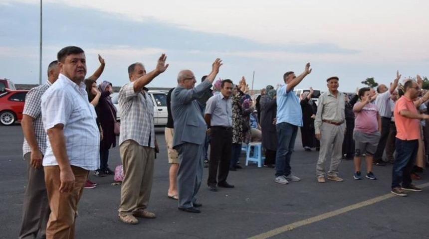 Hacı Adayları Uğurladı