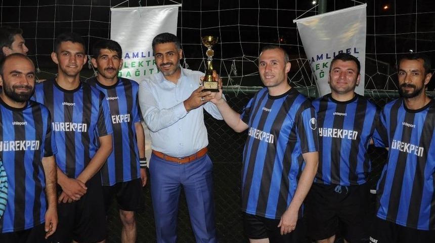 &Ccedil;edaş, &Ccedil;alışanları Futbol Turnuvasına Stres Attı