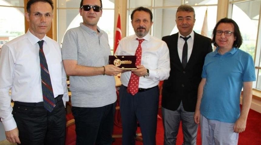 K&uuml;tahya Dp&uuml;&rsquo;de Bilişimde Erişilebilirlik Projeleri