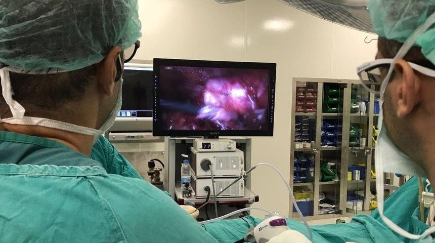 F&uuml;&rsquo;de 3 Boyutlu Laparoskopik Sistemle Ameliyatlar Daha Başarılı Yapılıyor