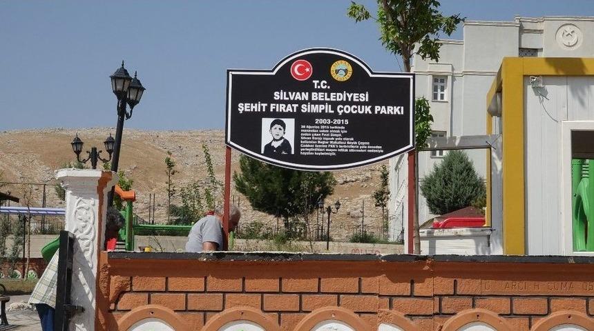 Pkk&rsquo;nın Katlettiği Fırat Sımpil&rsquo;in Adı Parkta Yaşatılacak