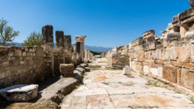 Moda Öğrencileri Tripolis Antik Kenti’nde Ege’ye Dokunacak