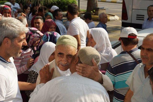 Aydın’da Hac Kafilesi Dualarla Uğurlandı