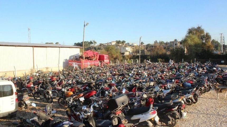 Manavgat&rsquo;ta 3 Ayda 445 Motosiklet Trafikten Men Edildi