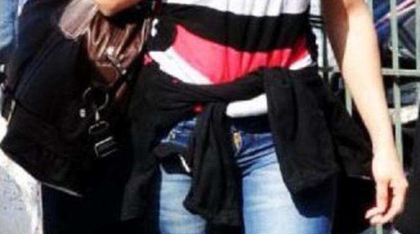 Sürat Teknesinde 15 Suriyeli Kaçak Yakalandı