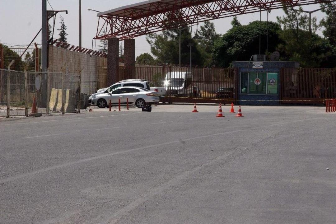 &Ouml;nc&uuml;pınar Sınır Kapısı&rsquo;nda Ş&uuml;pheli &Ccedil;anta Alarmı