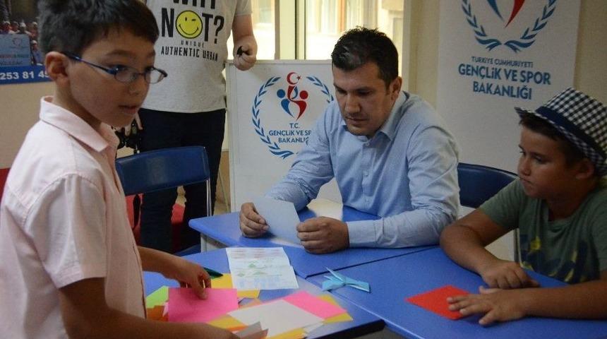 Minikler, Japon Kağıt Katlama Sanatını &Ouml;ğrendi