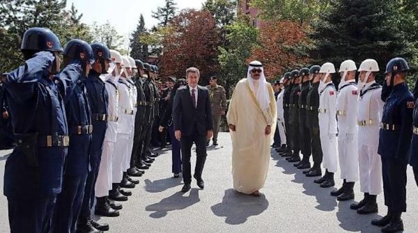 Bakan Canikli, Kuveyt Savunma Bakanı&rsquo;Nı Ile G&ouml;r&uuml;şt&uuml;