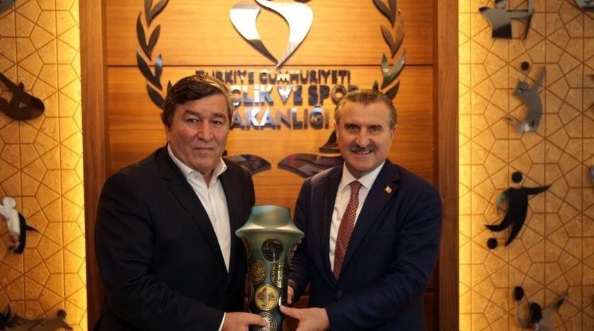 Tsyd&rsquo;den Bakan Bak&rsquo;a Ziyaret