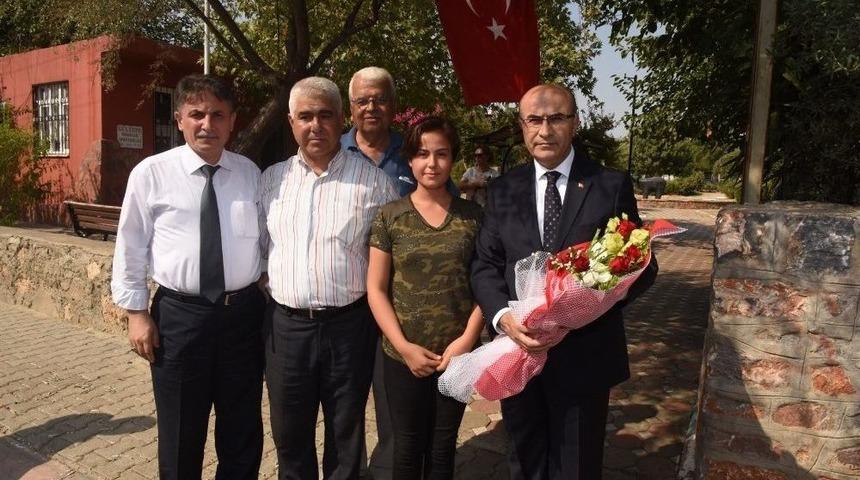 Vali Demirtaş, Sarıçam İlçesinde Muhtar Ve Vatandaşlarla Bir Araya Geldi